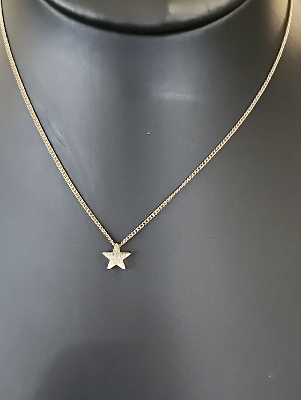 Minimalist Gold Star Necklace - Everyday Pendant